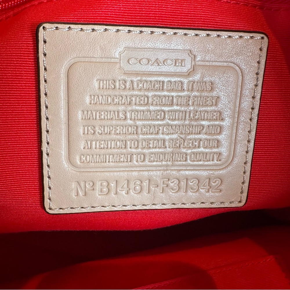 COACH Peyton Floral Tote EUC - Picture 13 of 16